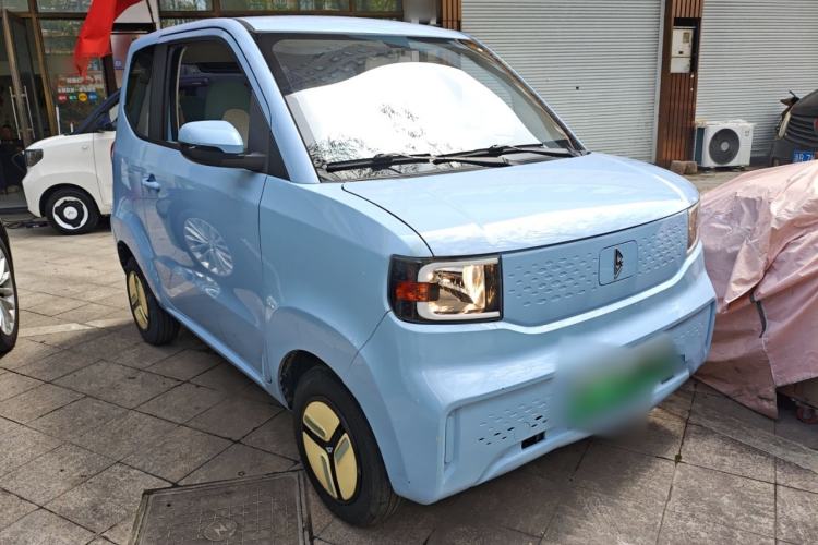 Used LINGBOX uni 2023 Ultra-Sweet Version (Manual Seating) Front Right 45 Deg