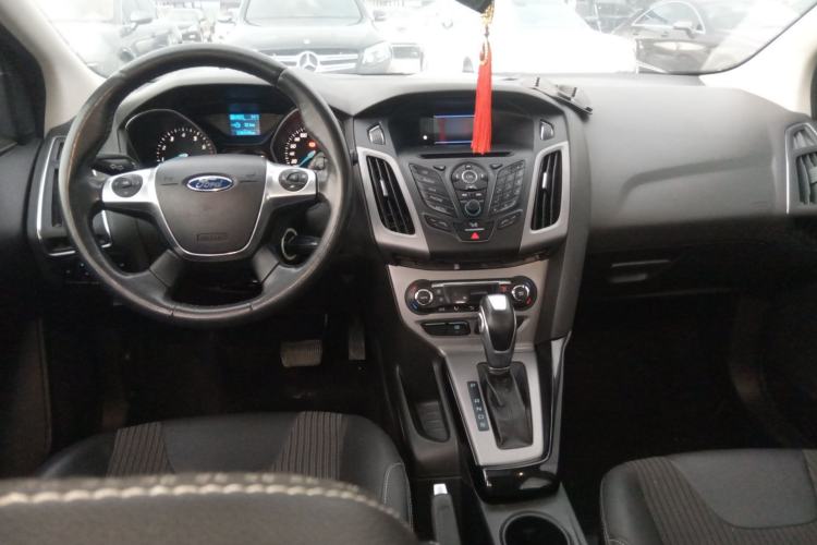 Used Ford Focus 2012 Hatchback 1.6L Automatic Fashion Edition