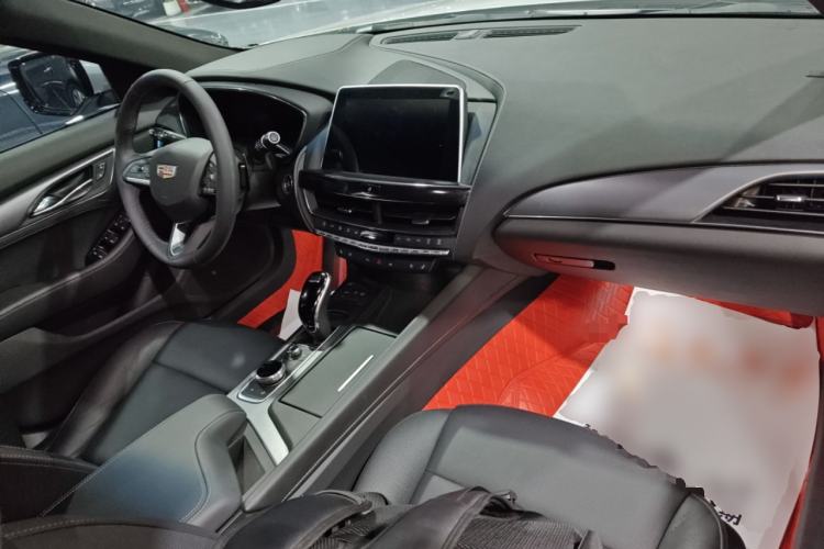 Used Cadillac CT5 2023 28T Luxury Edition (Standard Version) Center Console