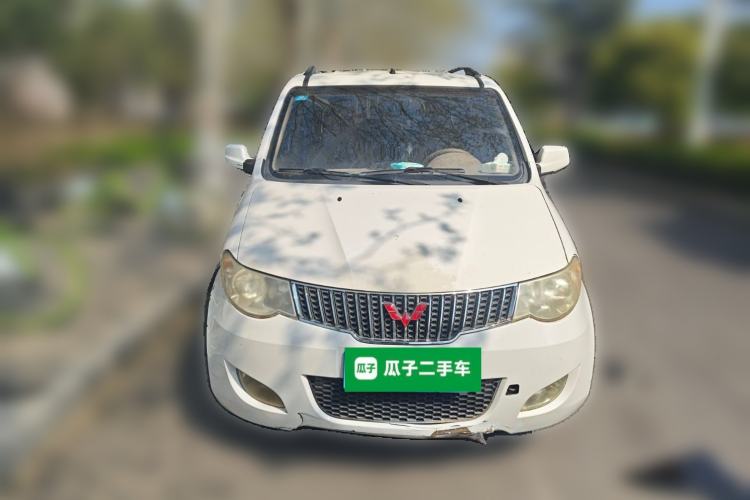 Used Wuling Hongguang 2014 1.2L Standard Model China IV
