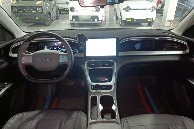 Used Geely Galaxy Geome 2025 310km Youth Edition Center Console