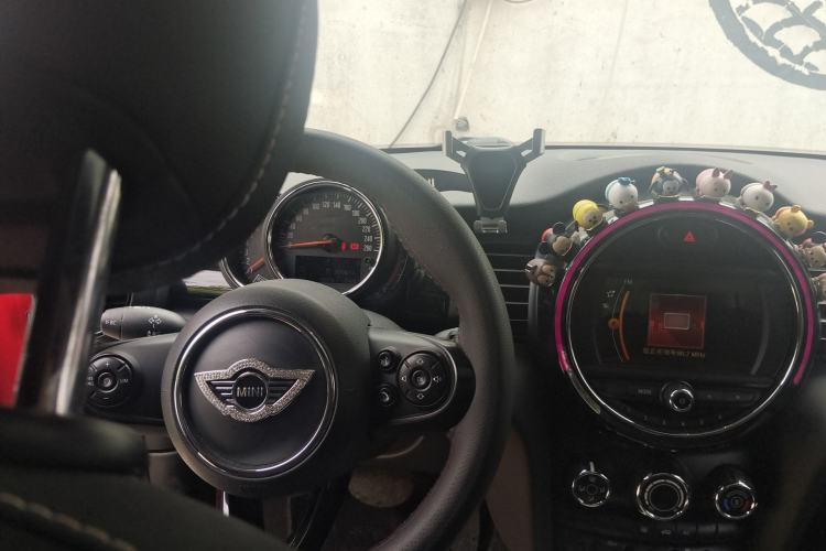 Used MINI 2018 1.5T ONE PLUS Steering Wheel