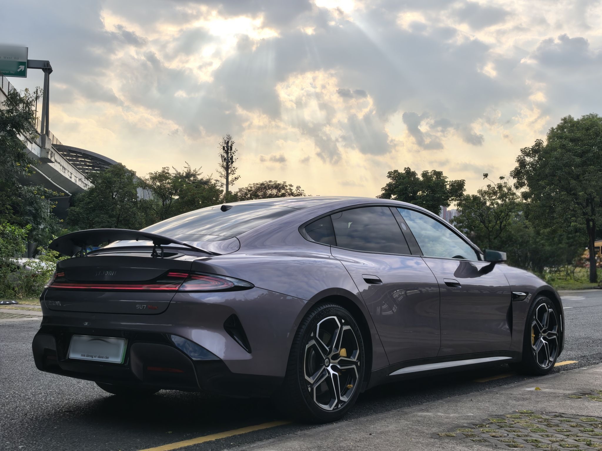 Xiaomi Auto SU7 2024 Four-Wheel Drive Ultra-Long Range Advanced Intelligent Driving Max Edition — снимка 15