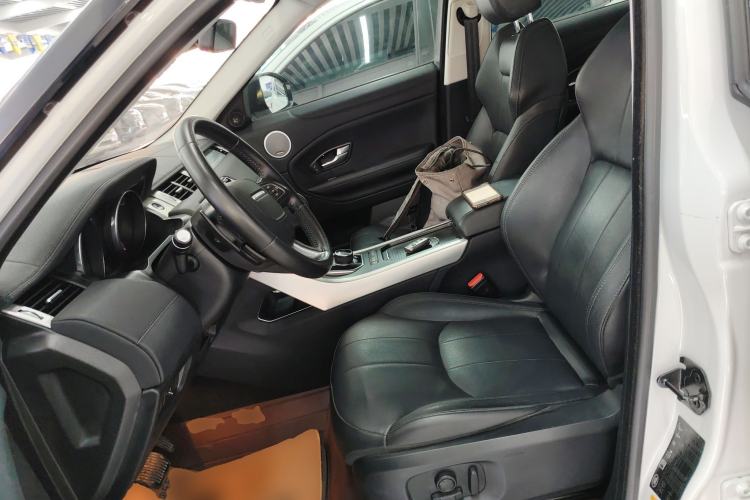 Used Land Rover Range Evoque 2018 240 PS SE Smart Brilliance Edition