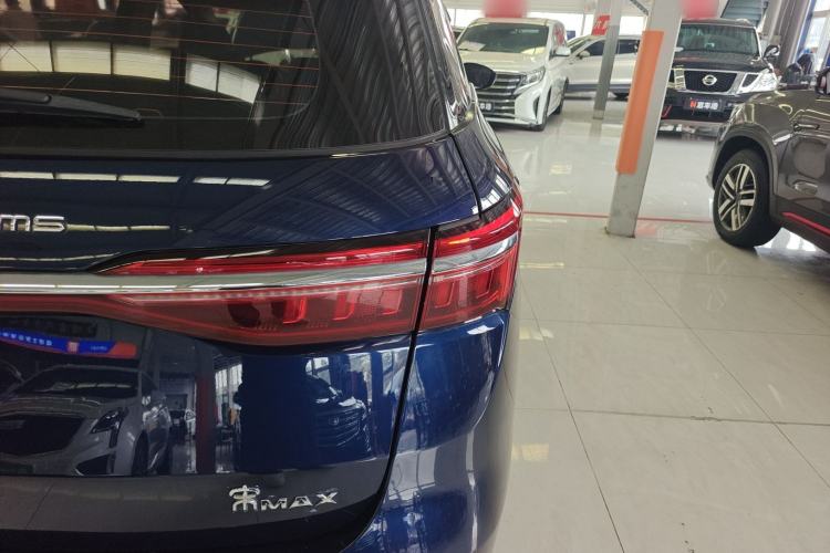 Used BYD Song MAX 2021 Upgraded Model 1.5T Automatic Prestige 7-Seater Right Rear Taillight