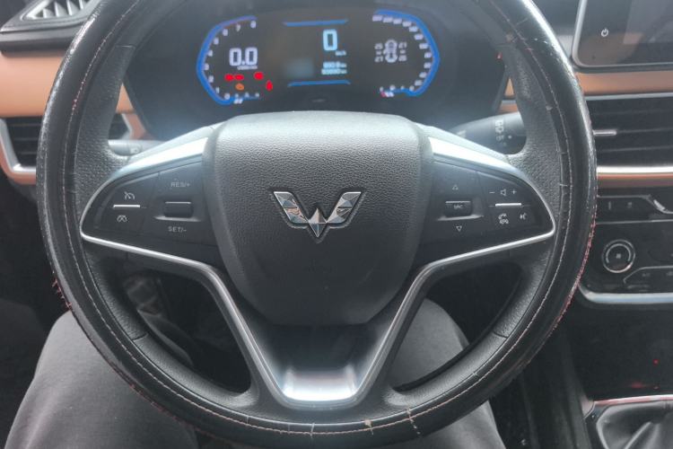 Used Wuling Hongguang S3 2018 1.5L Manual Luxury Model China V Standard