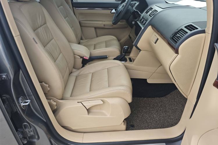 Used Volkswagen Touran 2013 1.4T DSG Comfort Edition 5-Seater