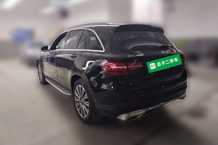 Used Mercedes-Benz GLC 2016 GLC 260 4MATIC Luxury Model Rear Left 45 Deg