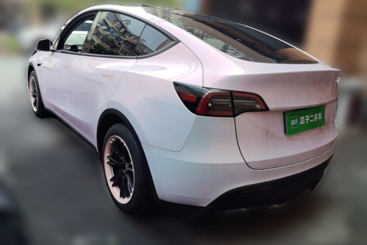 Used Tesla Model Y 2024 Rear-Wheel-Drive Version Rear Left 45 Deg