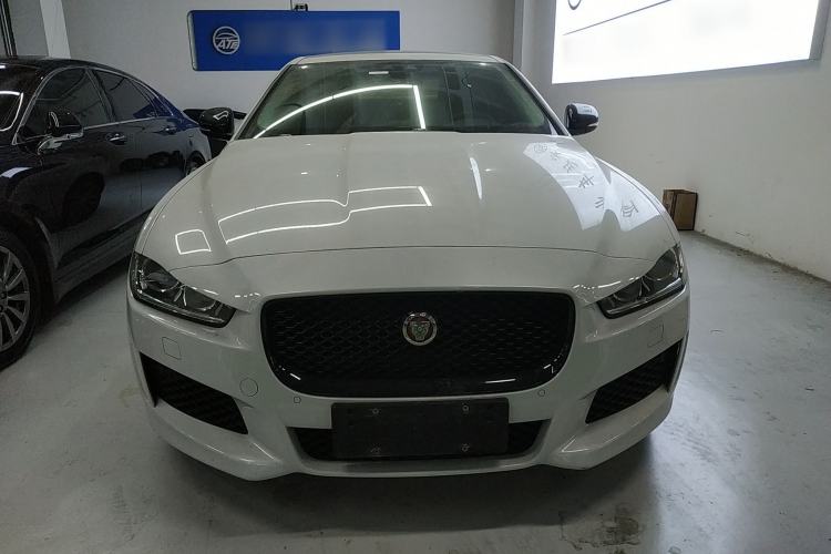 Used Jaguar XE 2018 2.0T 300 PS All-Wheel-Drive R-Sport Sport Edition
