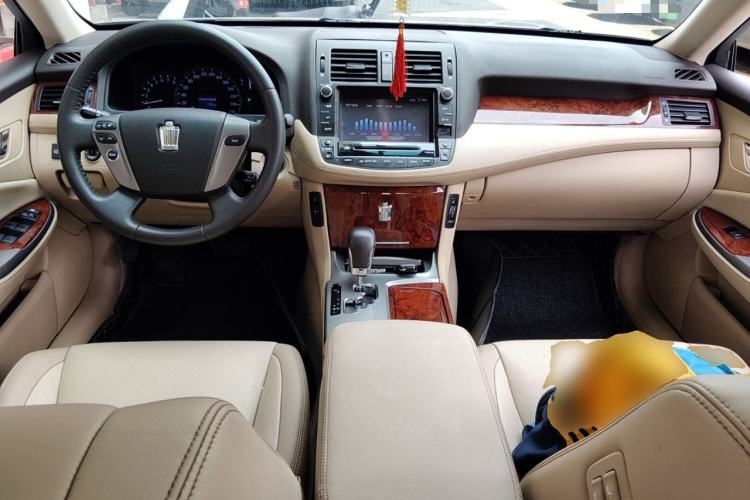 Used Toyota Crown 2012 2.5L Royal Leather Edition Center Console