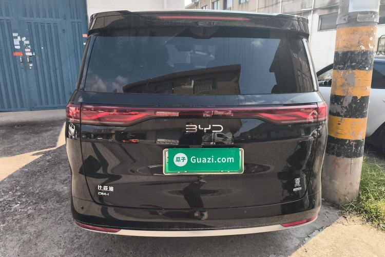 Used BYD Xia 2025 DM-i 1.5T 100km Supreme Edition
