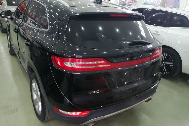 Used Lincoln MKC 2017 2.0T Two-Wheel Drive Deluxe Edition