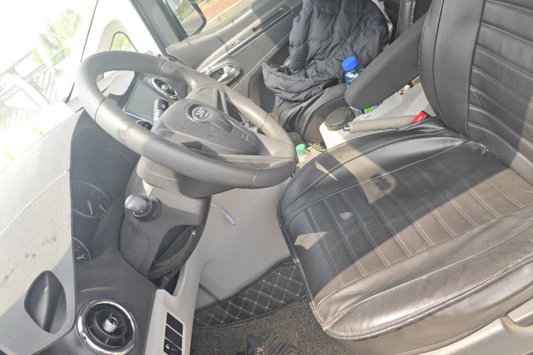 Used JAC Refine M3 2019 PLUS Creator Edition 1.8L Luxury Smart Model Left Front Seat