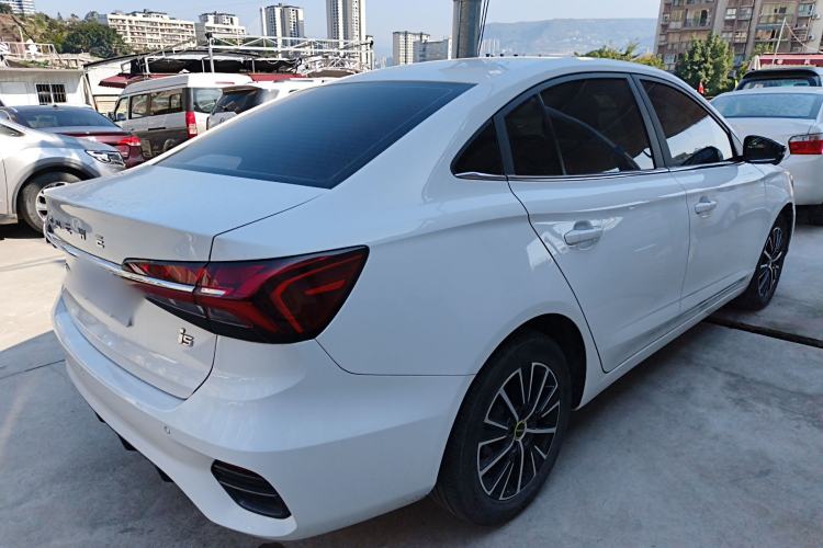 Used Roewe i5 2021 1.5L CVT Assurance Edition
