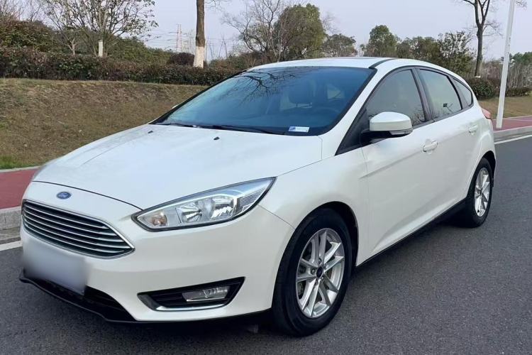 Used Ford Focus 2017 Hatchback EcoBoost 125 Automatic - Ultra-Powerful Style Edition with Smart Drive Features