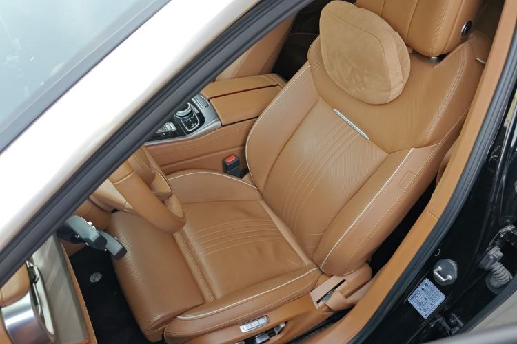 Used Hongqi H9 2020 2.0T Smart Connect Flagship Edition
