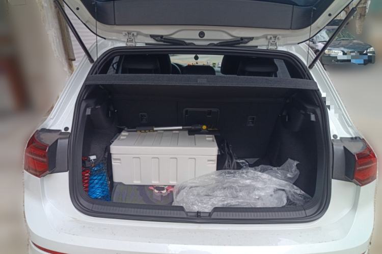 Used Volkswagen Golf 2023 Facelift 280TSI DSG R-Line Lite Trunk