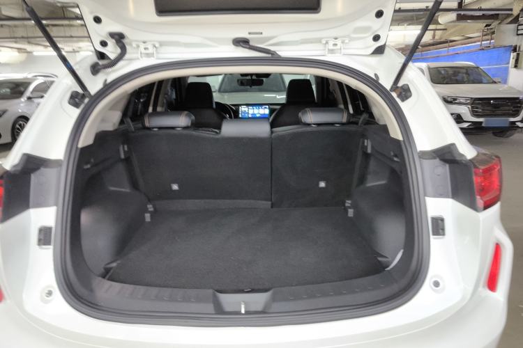 Used Haval LHERY 2022 Jingxiang Edition 1.5T Copper Rabbit Trunk