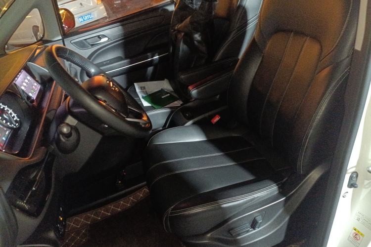 Used GAC Trumpchi M6 2019 270T DCT Luxury Edition (7-seater) China VI