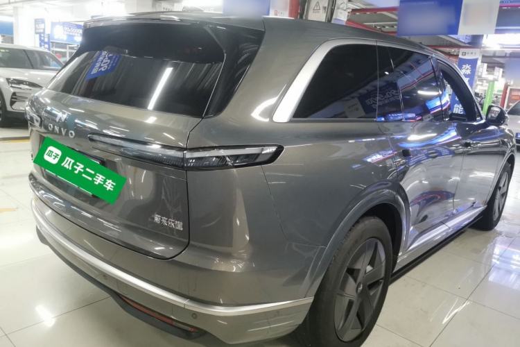 Used ONVO Luxeed L90 2025 Model—Max Six-Seater Version