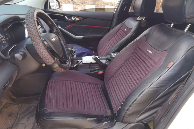 Used Venucia D60 2019 100 000 Glory 1.6L Entry Manual ChenShang Edition China VI
