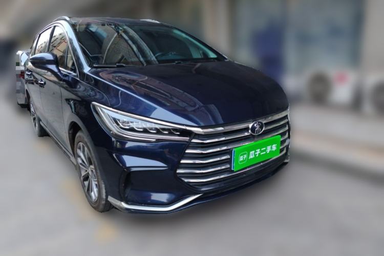 Used BYD Song MAX 2021 Upgraded Model 1.5T Automatic Luxury 7-Seater Front Right 45 Deg