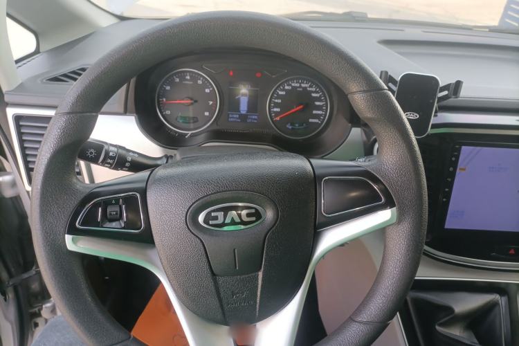 Used JAC Refine M4 2019 Business & Travel Series 2.0L Manual Comfort Model China VI