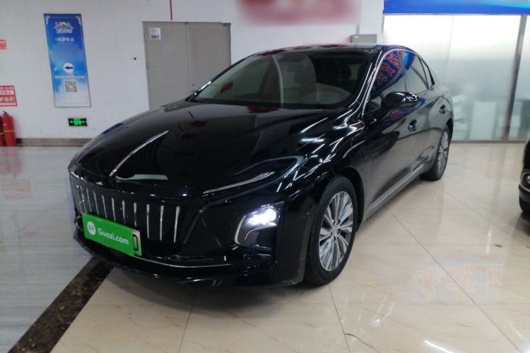 Used Hongqi E-QM5 2022 431 km Charge & Enjoy Edition