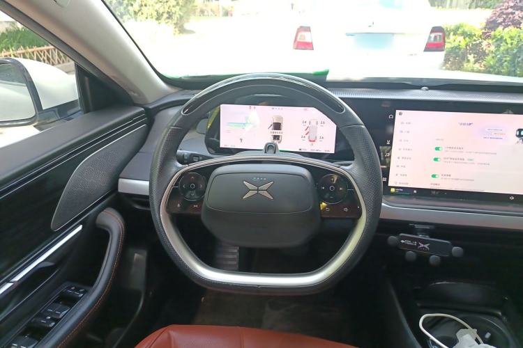 Used XPeng P7 2020 Rear-Drive Long-Range Smart Drive Version Steering Wheel