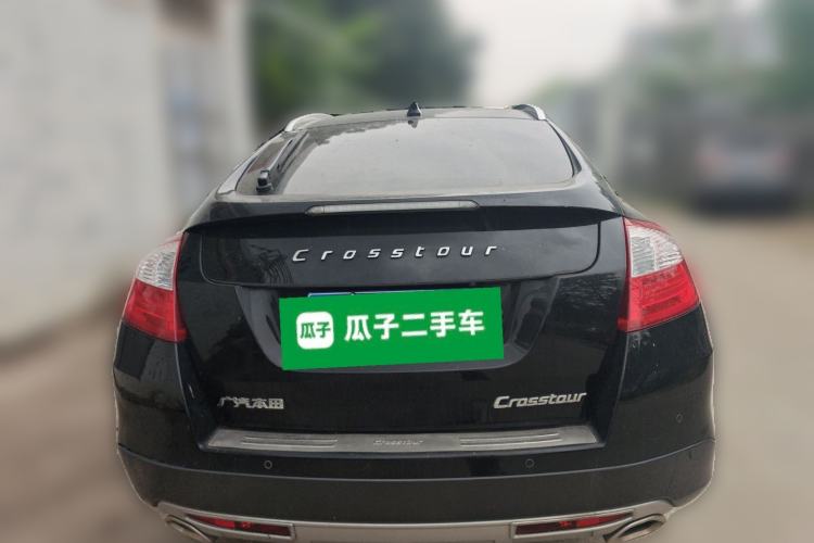 Used Honda Crosstour 2014 2.4L Luxury Edition
