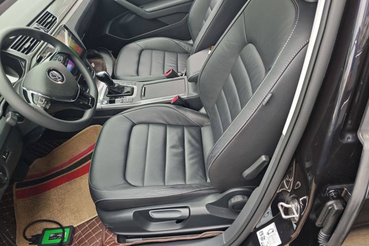 Used Volkswagen Passat 2016 1.8T Government Procurement Version (CEA Engine + 6AT)
