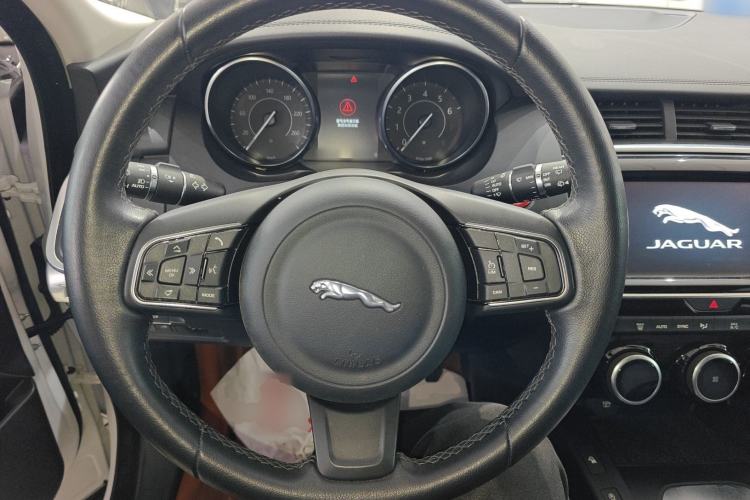 Used Jaguar E-PACE 2018 P200 S China VI Steering Wheel