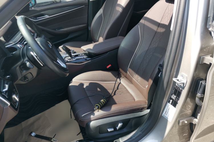 Used BMW 5 Series 2021 530Li Leading Luxury Package Left Front Seat