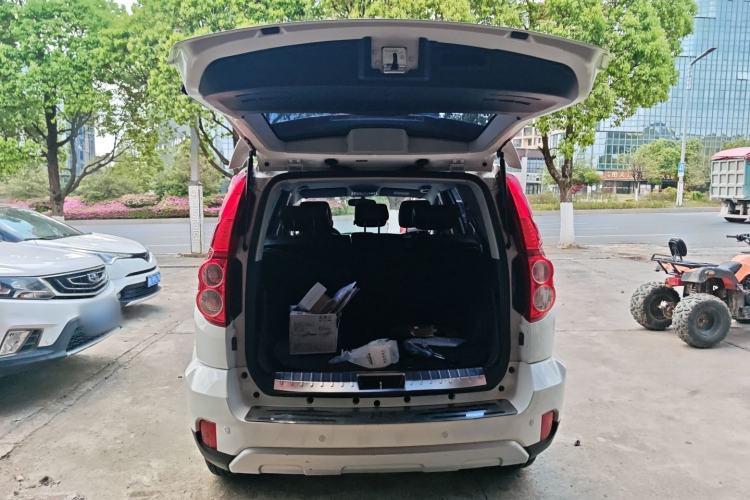 Used Haval H5 Classic 2018 Classic Edition 2.0T Diesel Manual 4x4 Elite Model Trunk