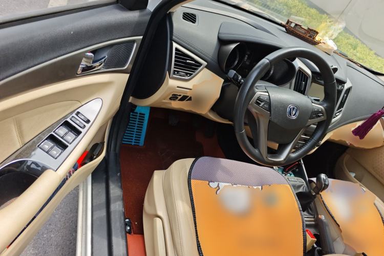 Used CHANGAN Eado 2015 1.6L Manual Luxury Model China V Standard
