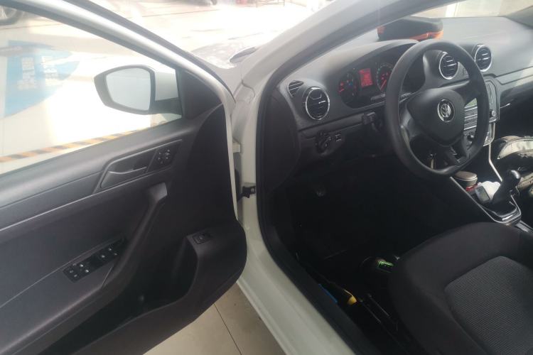 Used Volkswagen Jetta 2019 Dream Edition 1.4L Manual Fashion Version