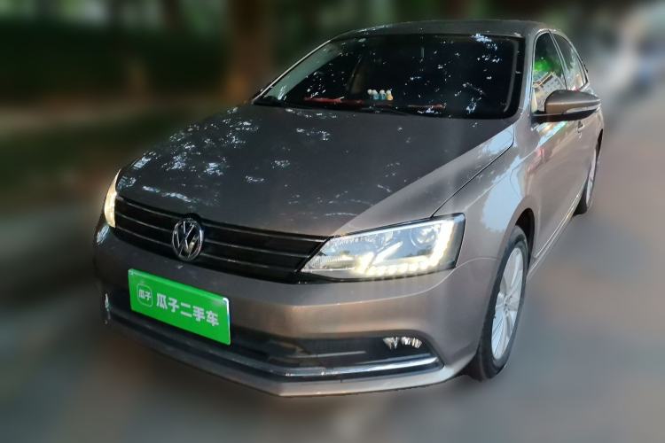 Used Volkswagen Sagitar 2015 230TSI Manual Comfort Version