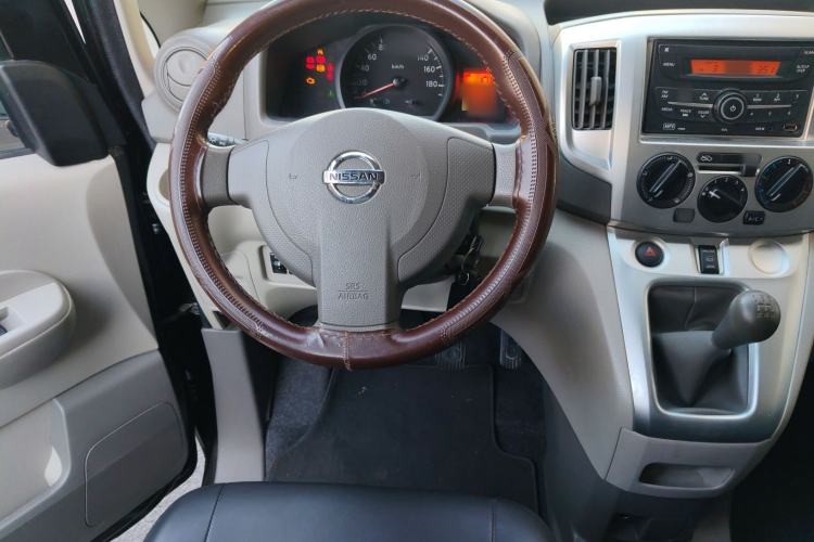 Used Nissan NV200 2016 Revised Version 1.6L Manual Luxury Edition
