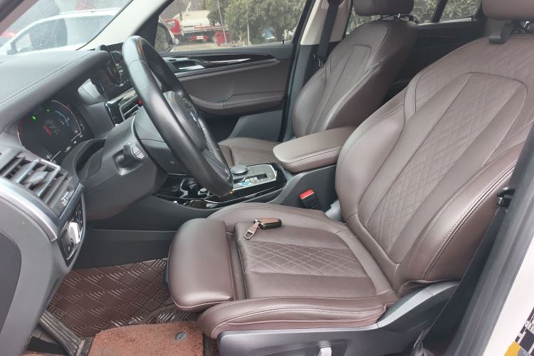 Used BMW iX3 2022 Updated Leading Version
