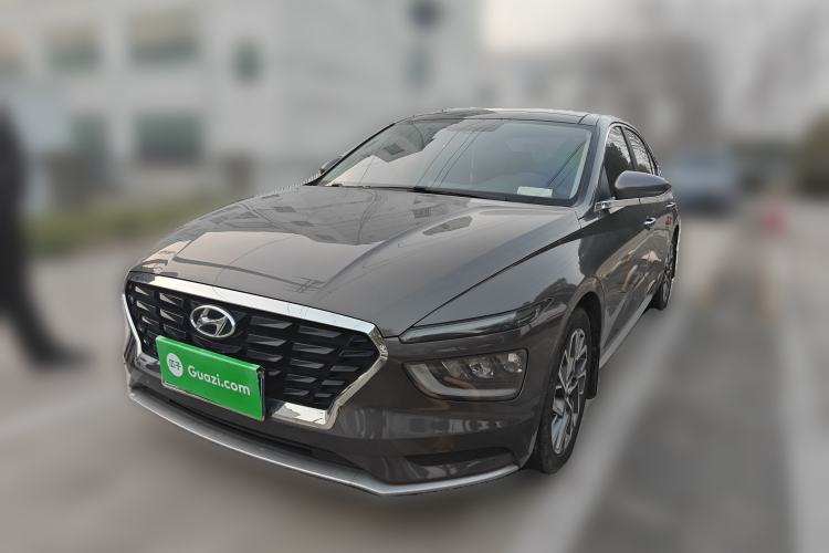 Used Hyundai Mistra 2021 1.8L CVT GLX Elite Edition