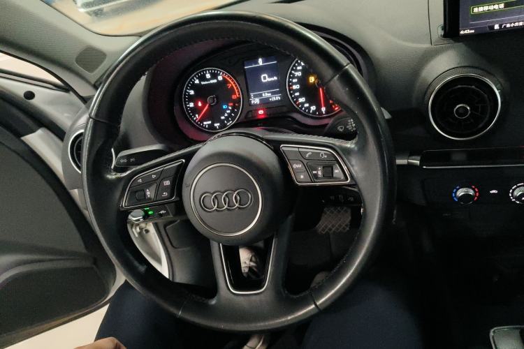 Used Audi A3 2019 Limousine 35 TFSI Ambition China V