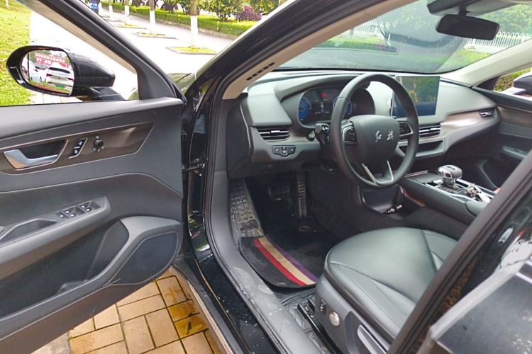 Used Hongqi E-QM5 2023 Base Travel Edition Driver Seat