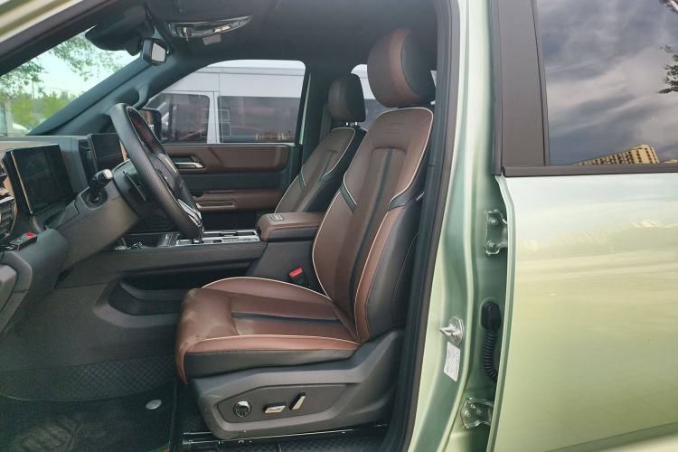 Used JMC DaDao 2023 Fly King 2.3T Gasoline Automatic 4x4 Extreme Edition
