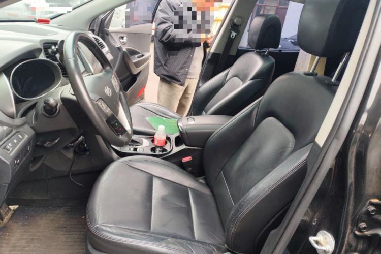 Used Hyundai Santa Fe 2015 2.0T Automatic 4x4 Smart 7-Seater