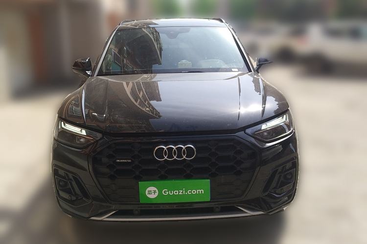 Used Audi Q5L 2025 Facelift 45th Anniversary Collector's Edition 40 TFSI Luxury Dynamic Version Front