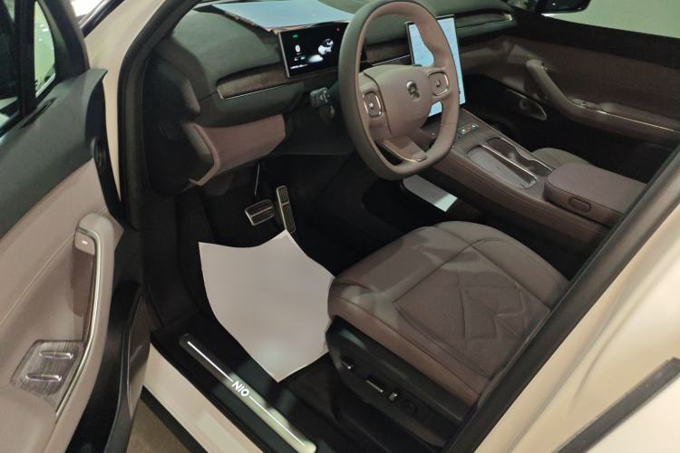Used Nio ES7 2022 75 kWh Driver Seat