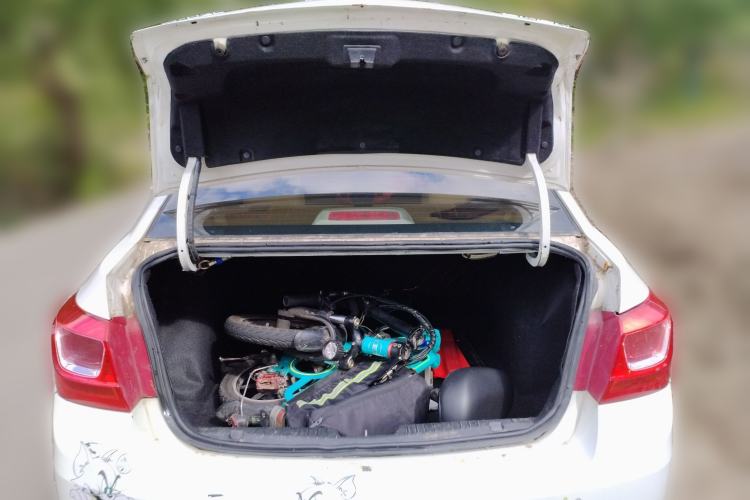 Used Chevrolet Cruze 2015 1.5L Classic SE MT Trunk