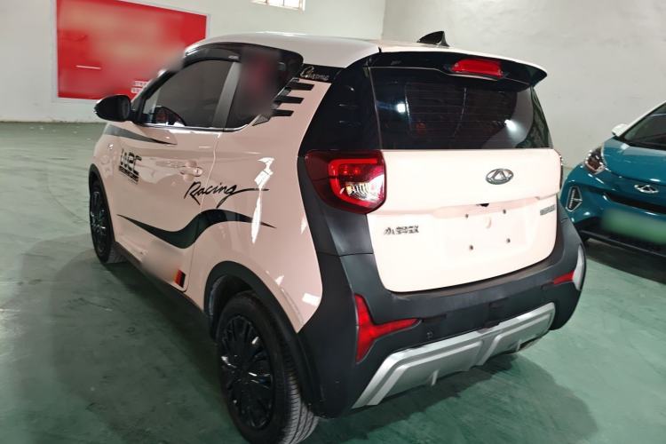 Used Chery Little Ant 2022 Revised Version Sweet Pink Edition Half-Sugar Version Lithium Iron Phosphate 30.7 kWh 30 kW 301 km Rear Left 45 Deg