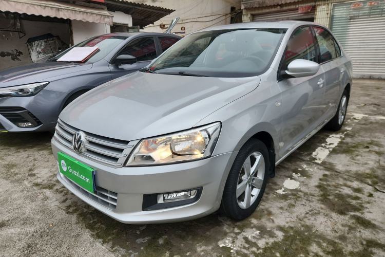 Used Volkswagen Santana 2015 1.6L Manual Comfort Edition